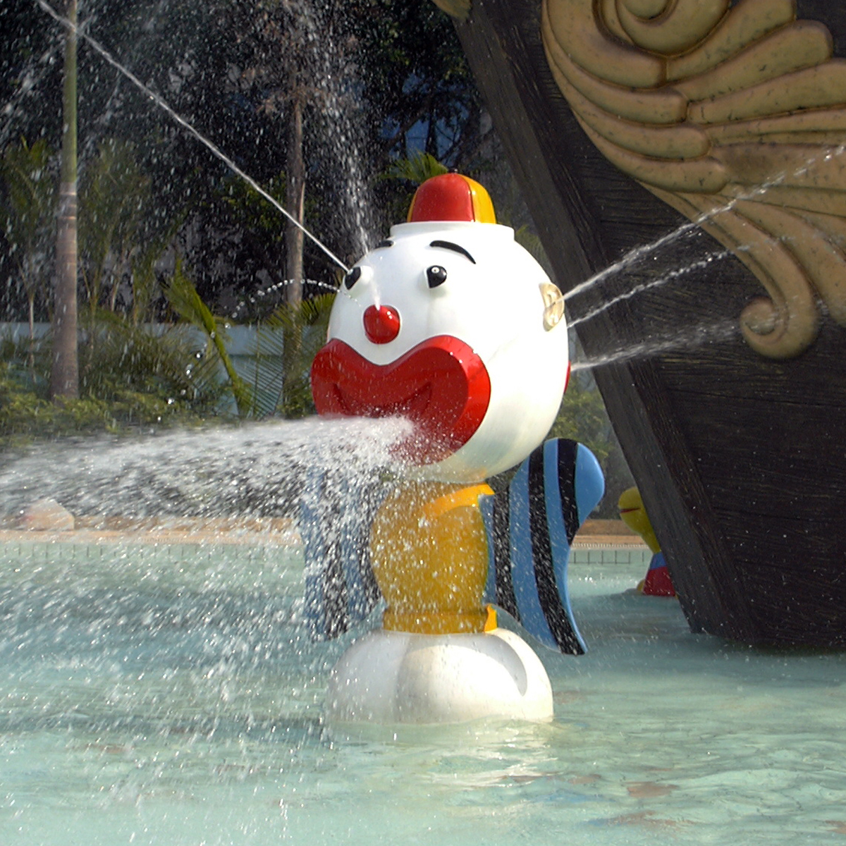 9 小醜噴（pēn）水 (4).jpg